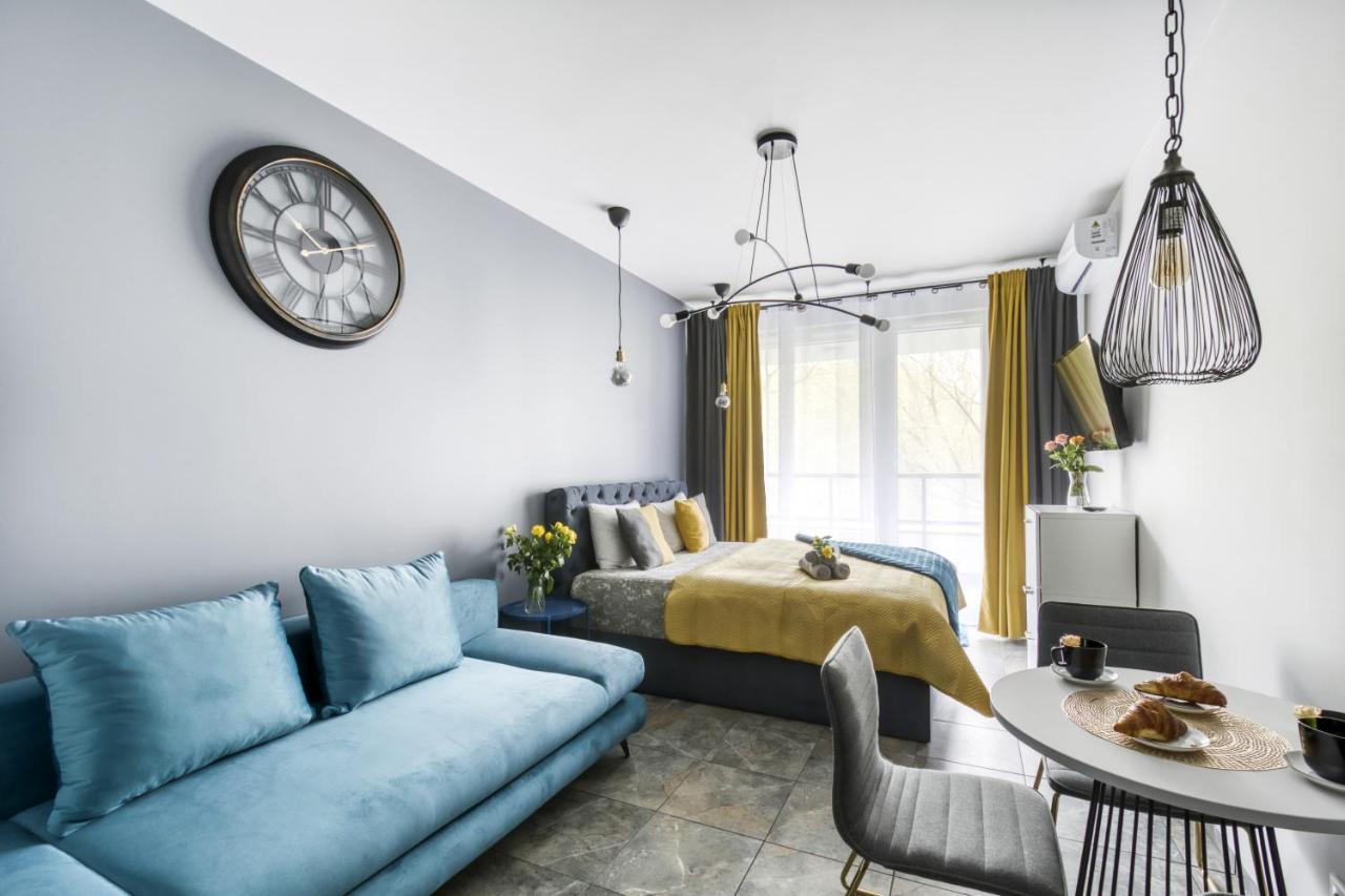 Stylowe Studio Krzemieniecka, Metro Slodowiec, Free Parking By Cosmo Spirit Varsovia Exterior foto