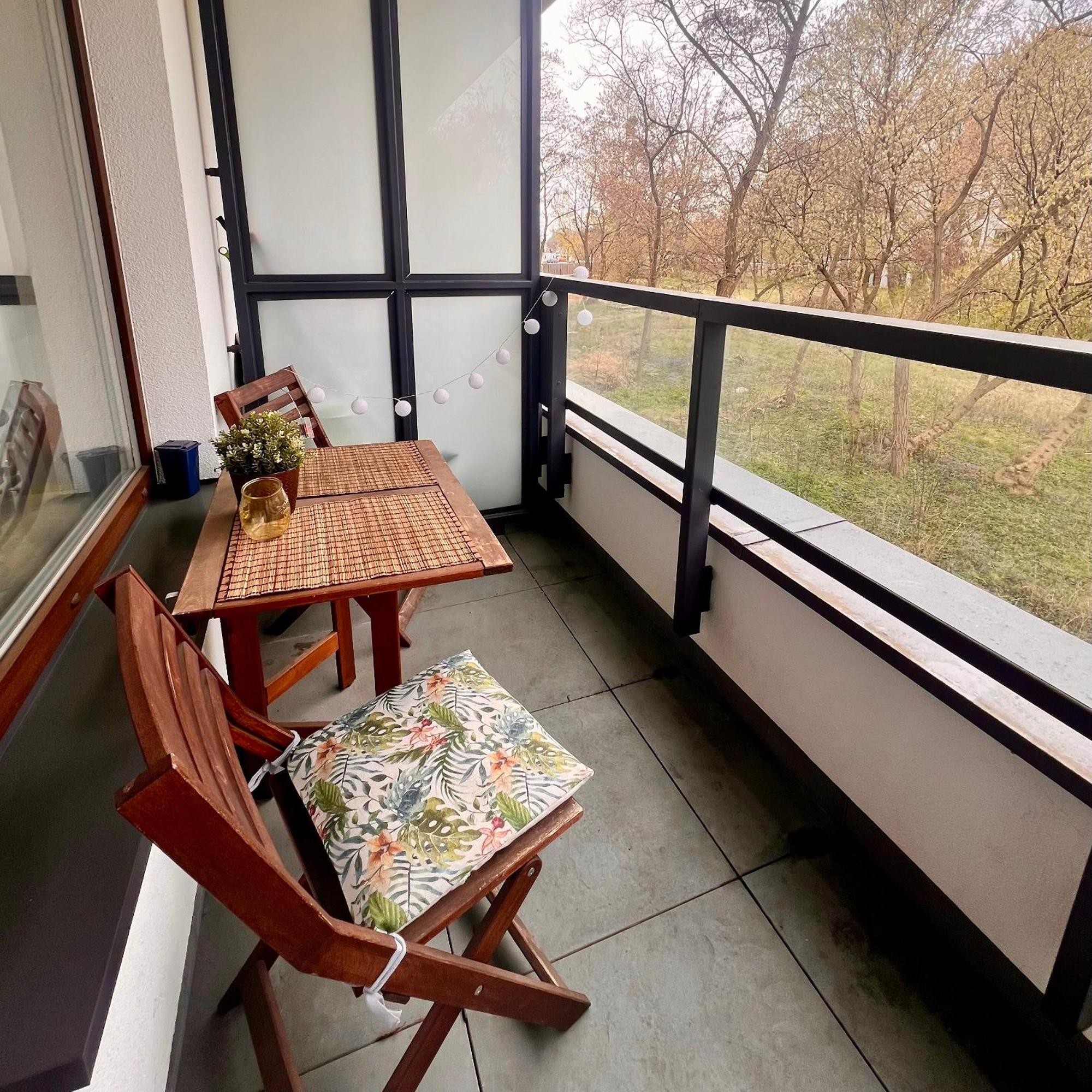 Stylowe Studio Krzemieniecka, Metro Slodowiec, Free Parking By Cosmo Spirit Varsovia Exterior foto